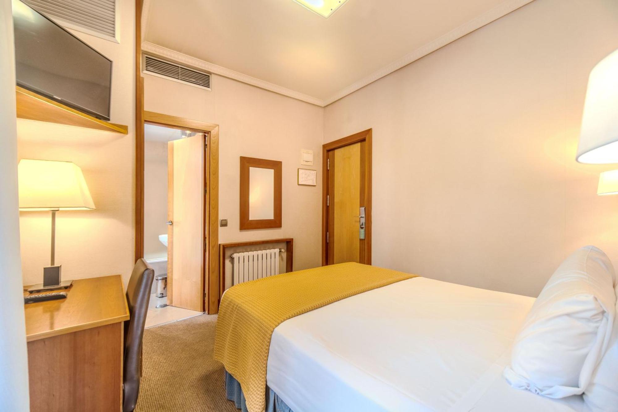 Itc Mora By Soho Boutique Hotel Madri Exterior foto