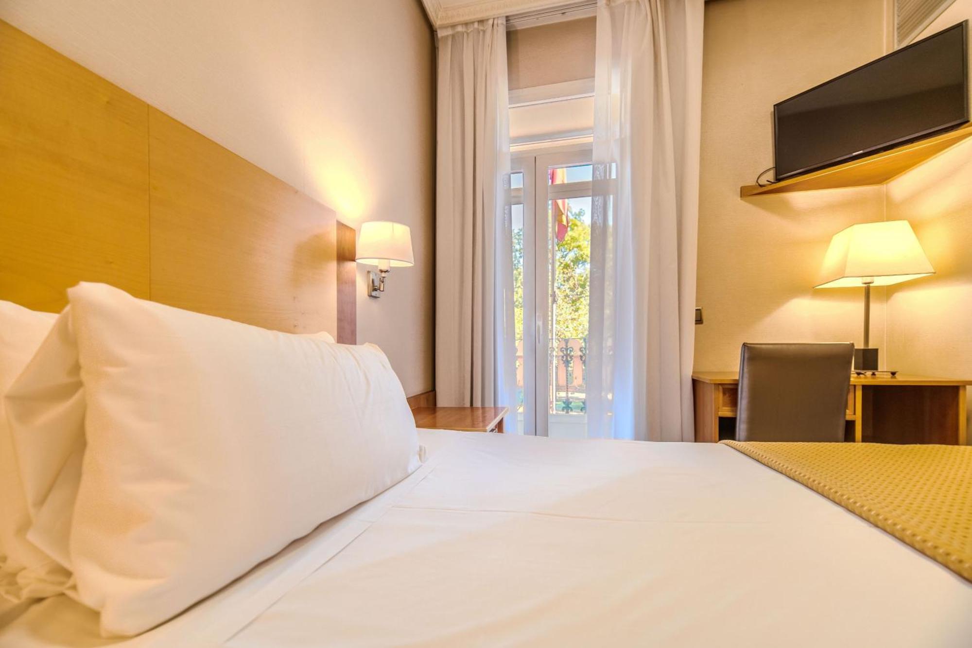 Itc Mora By Soho Boutique Hotel Madri Exterior foto